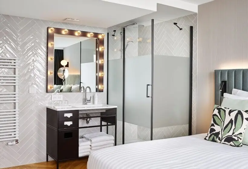 هتل Wyndham Paris Pleyel