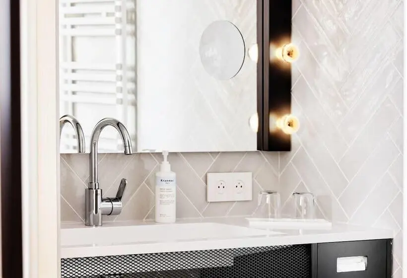 هتل Wyndham Paris Pleyel