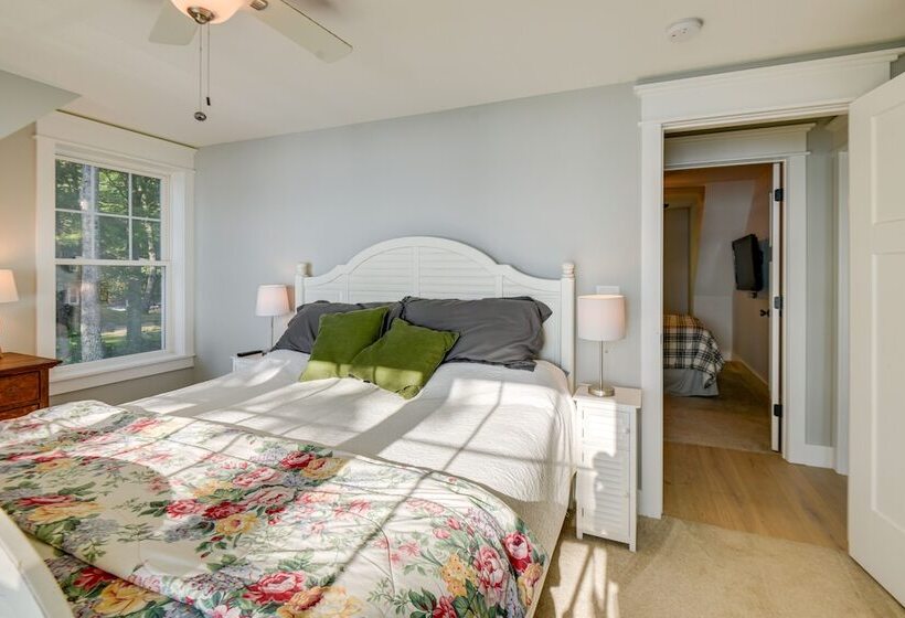 Lakefront Center Ossipee Home W/ Boat Dock!