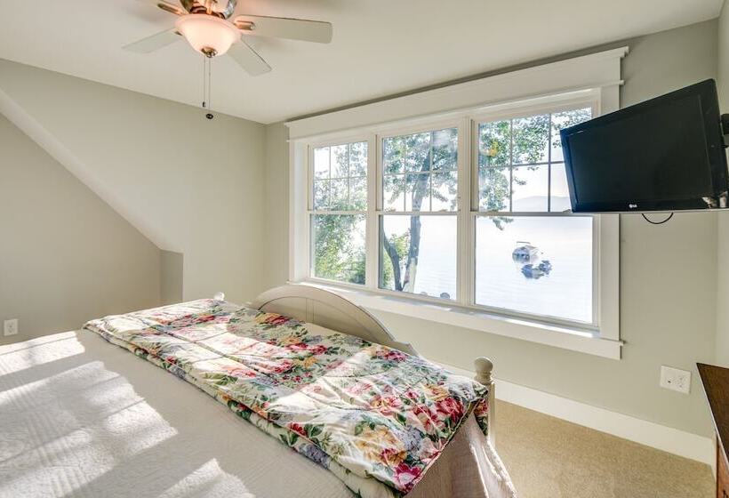 Lakefront Center Ossipee Home W/ Boat Dock!