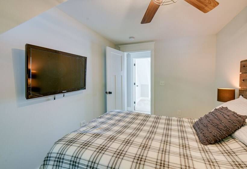 Lakefront Center Ossipee Home W/ Boat Dock!