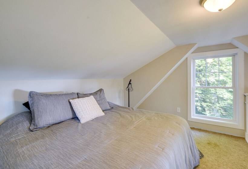 Lakefront Center Ossipee Home W/ Boat Dock!