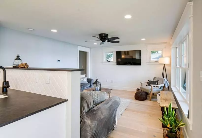 Lakefront Center Ossipee Home W/ Boat Dock!