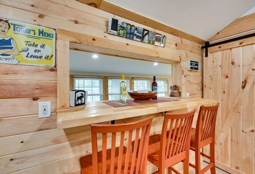 Lakefront Limerick Cottage W/ Private Beach!