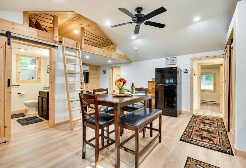 Lakefront Limerick Cottage W/ Private Beach!