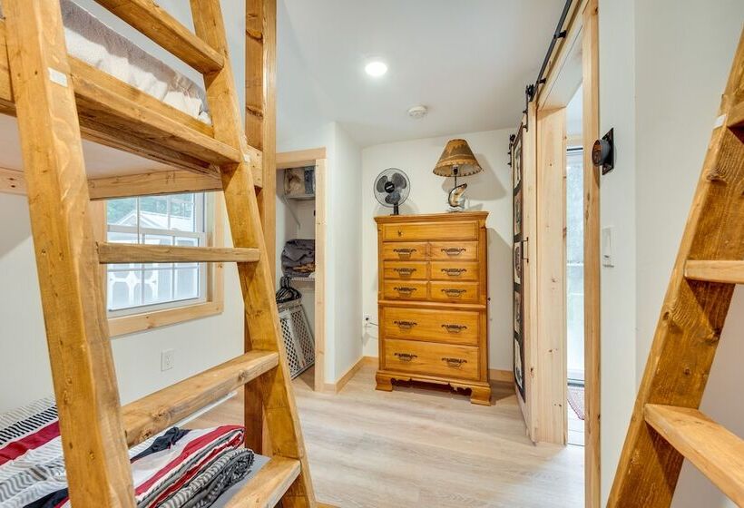 Lakefront Limerick Cottage W/ Private Beach!