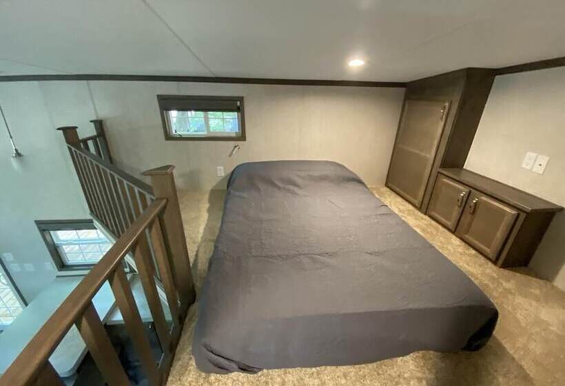 Lincolnwood Tiny House 14