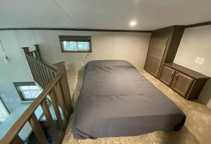 Lincolnwood Tiny House 14