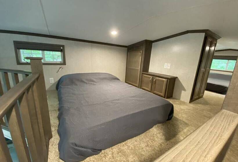 Lincolnwood Tiny House 14