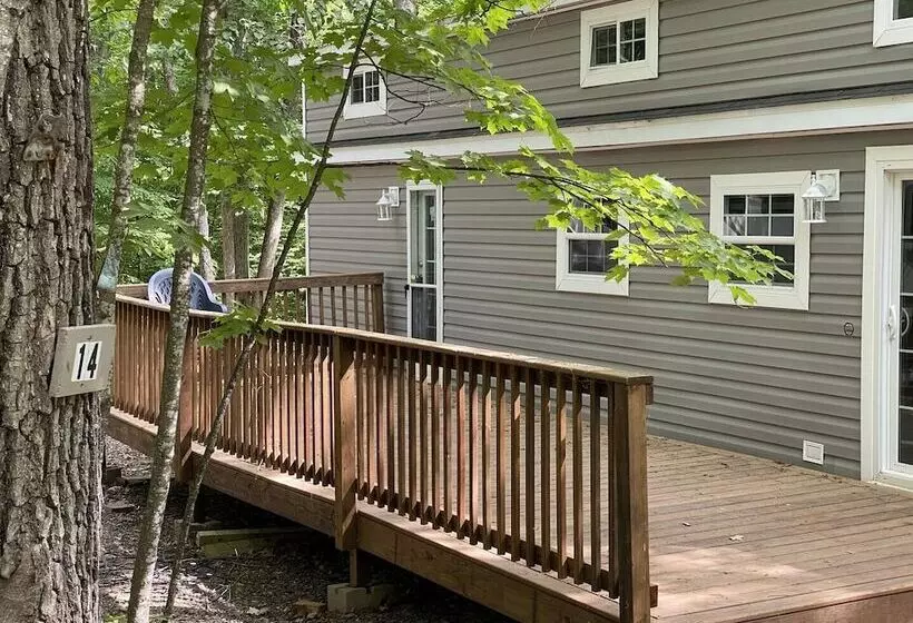 Lincolnwood Tiny House 14