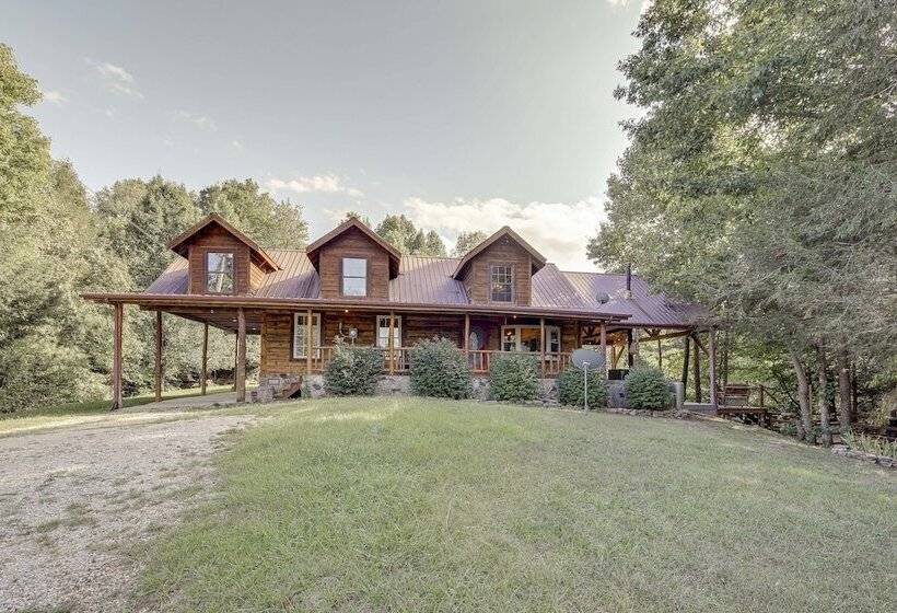 Peaceful Whitley City Cabin On 10 Wooded Acres!