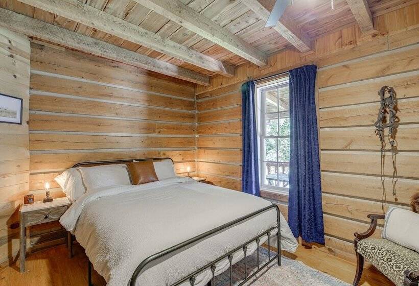 Peaceful Whitley City Cabin On 10 Wooded Acres!