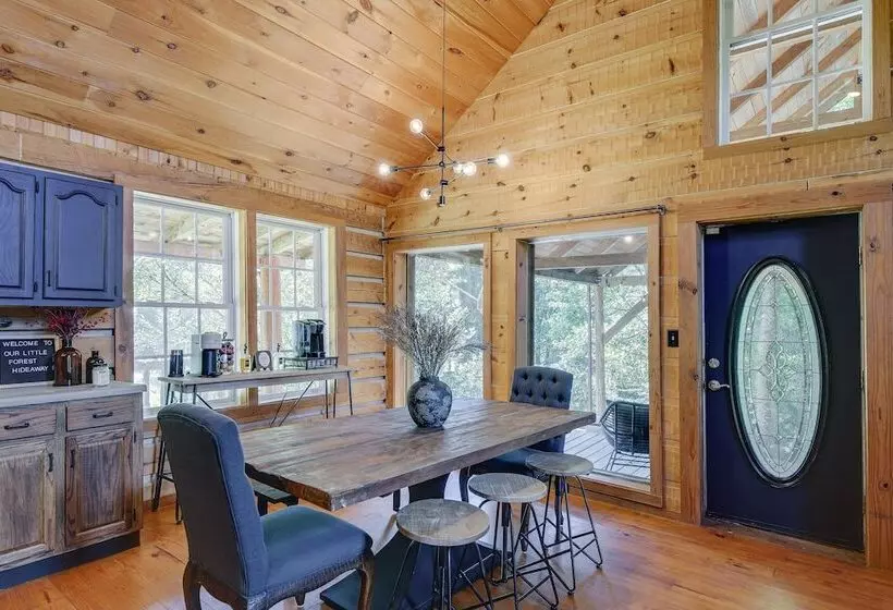 Peaceful Whitley City Cabin On 10 Wooded Acres!