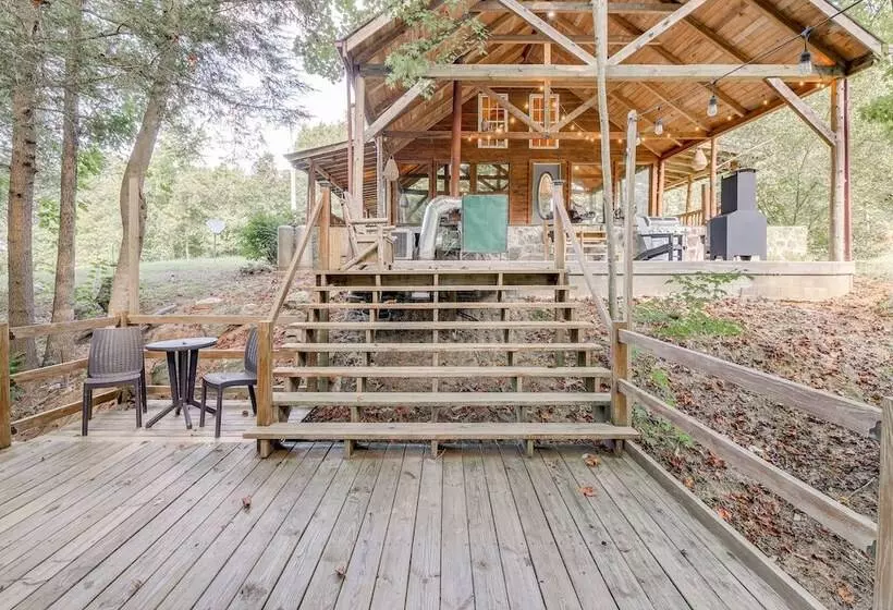 Peaceful Whitley City Cabin On 10 Wooded Acres!