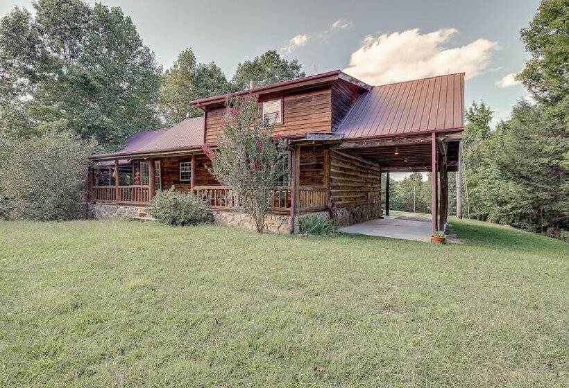 Peaceful Whitley City Cabin On 10 Wooded Acres!