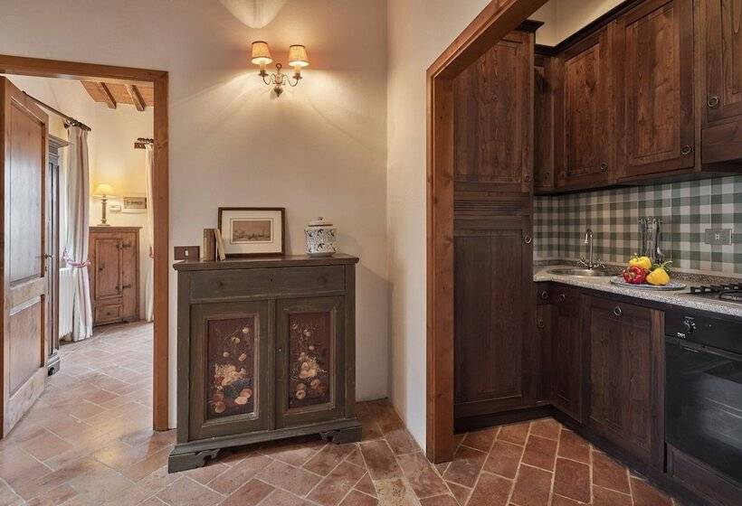 膳宿费 Borgo Il Poeta