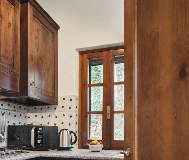 膳宿费 Borgo Il Poeta