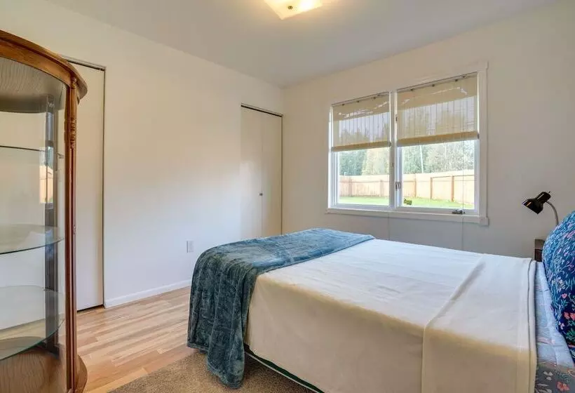 Pet Friendly Anchorage Home   8 Mi To Downtown!