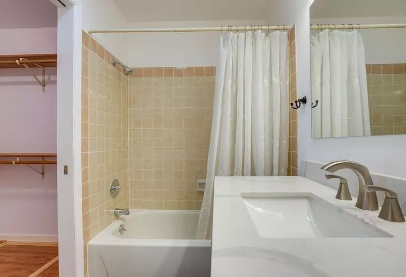 Pet Friendly Anchorage Home   8 Mi To Downtown!