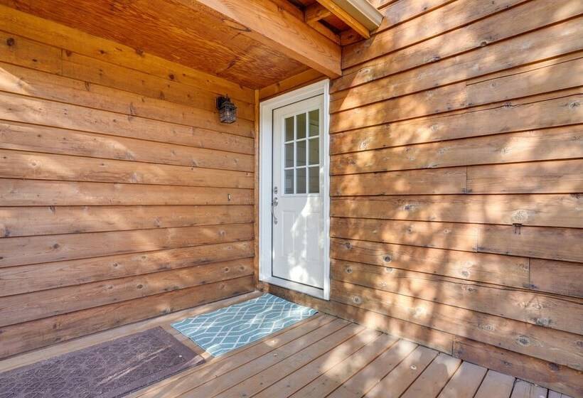 Pet Friendly Anchorage Home   8 Mi To Downtown!