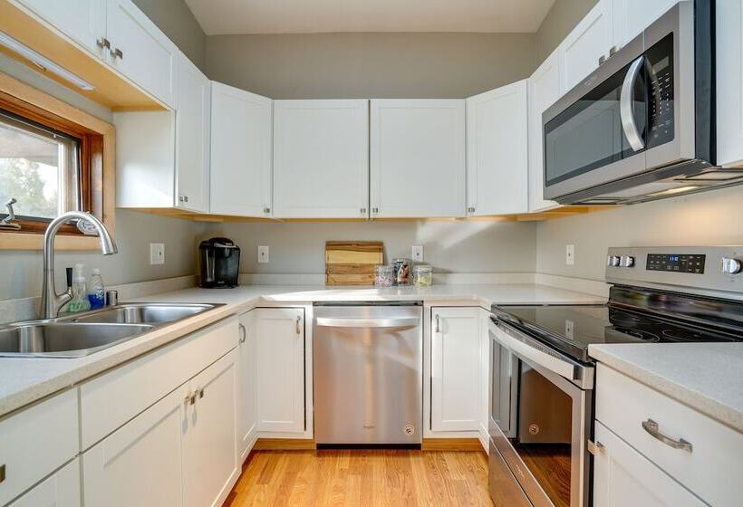 Pet Friendly Anchorage Home   8 Mi To Downtown!