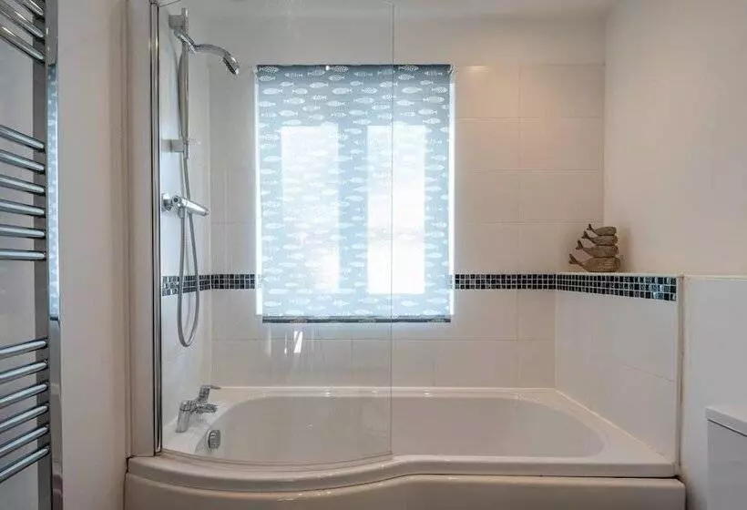 Residenssi Stunning 3 Bed House In Derby