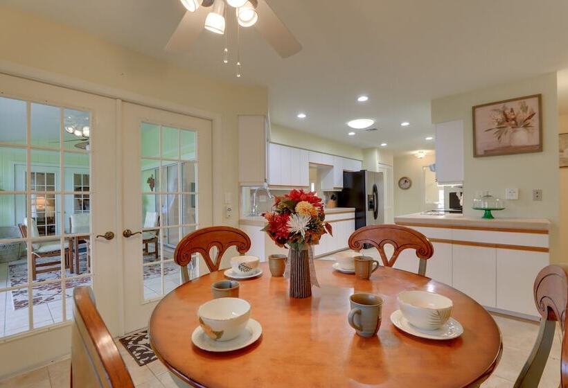 Serene Punta Gorda Garden Home: Explore The Region