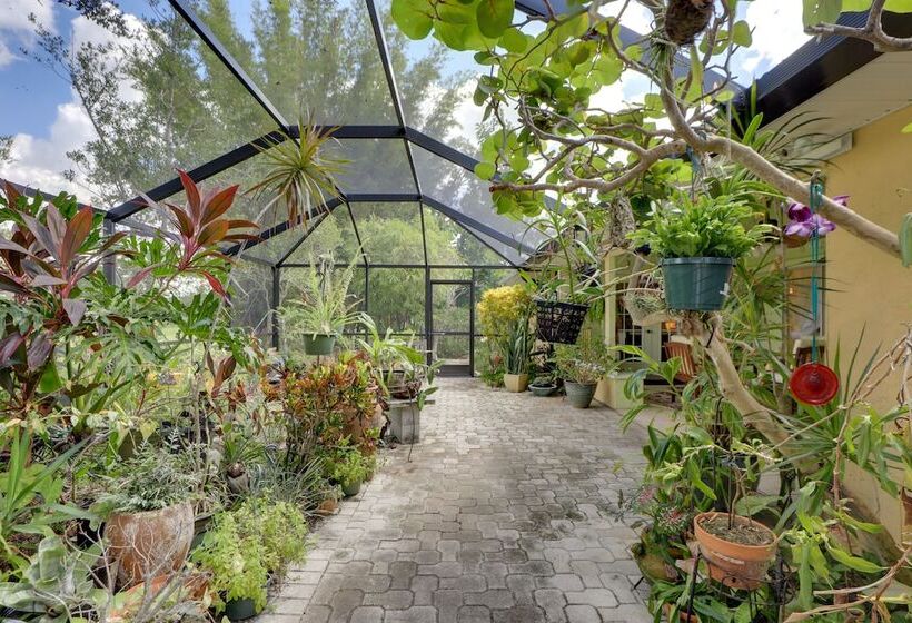 Serene Punta Gorda Garden Home: Explore The Region