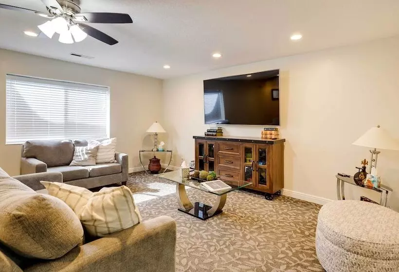 Spacious Hildale House W/ Large Deck!