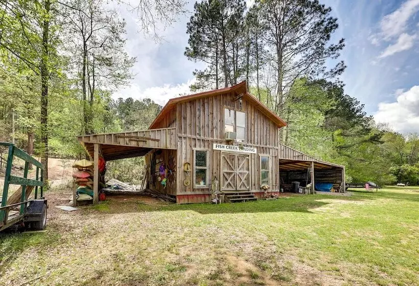 Spacious Riverfront Cabin Near Local Attractions!