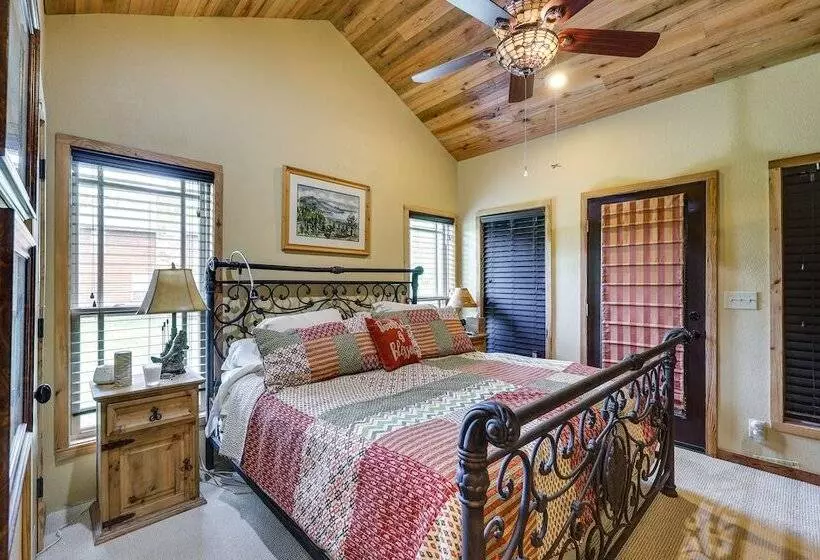 Spacious Riverfront Cabin Near Local Attractions!