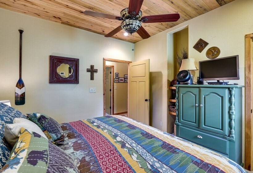 Spacious Riverfront Cabin Near Local Attractions!