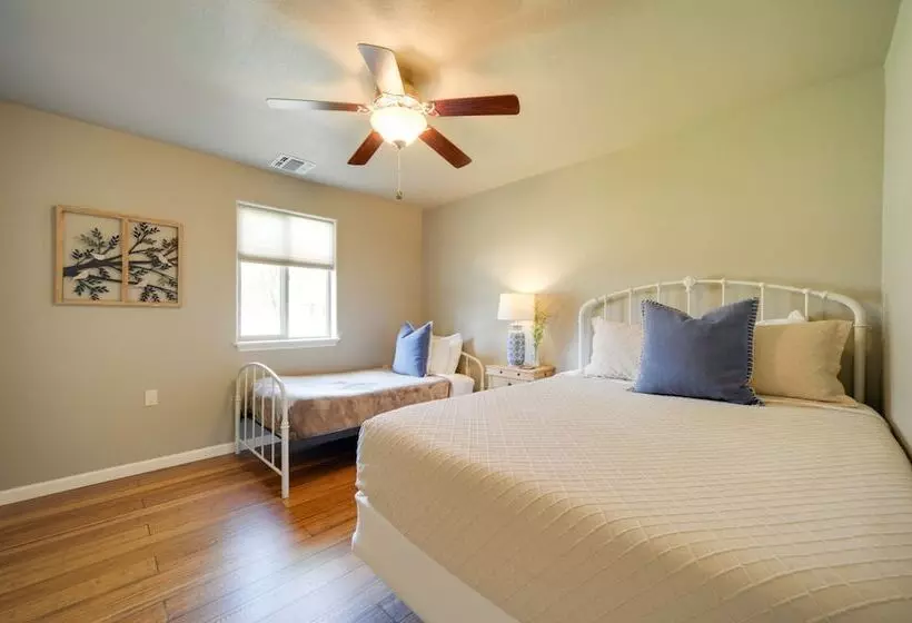 Texas Wine Country Home On 3 Acres!