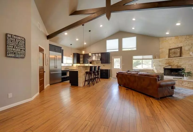 Texas Wine Country Home On 3 Acres!