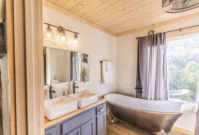 Three Little Bears Retreat