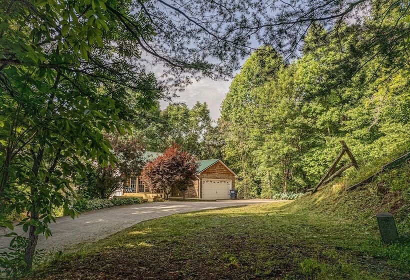 Three Little Bears Retreat