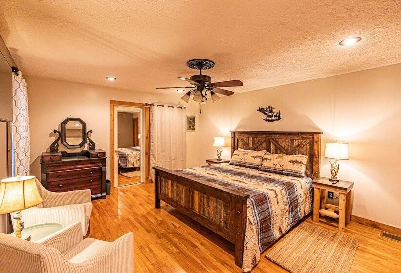 Three Little Bears Retreat