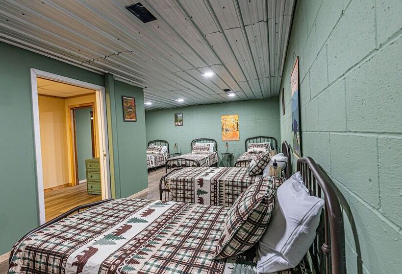 Three Little Bears Retreat