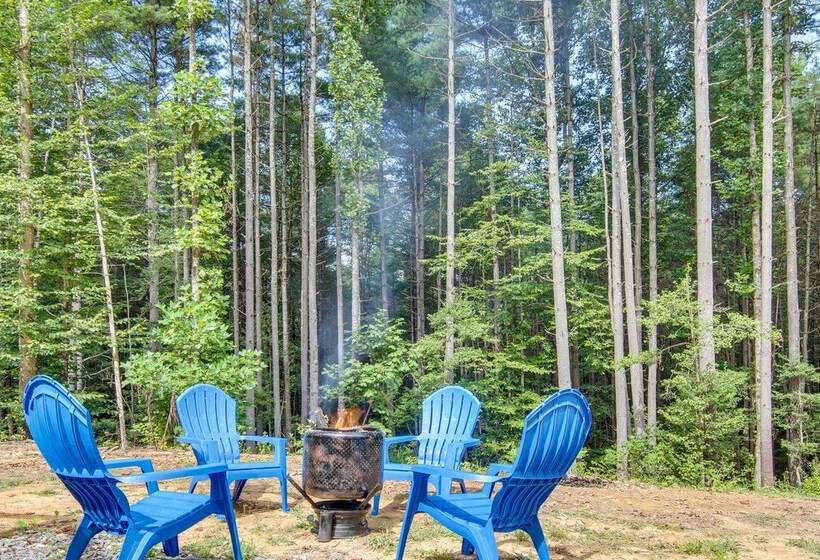 Tree Lined Cabin W/ Grill In Penrose!