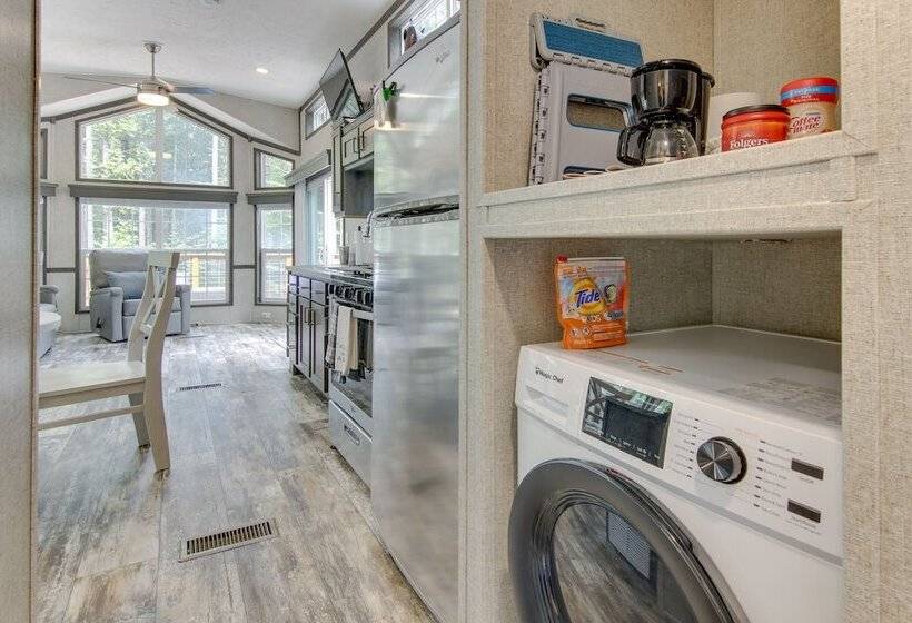 Tree Lined Cabin W/ Grill In Penrose!