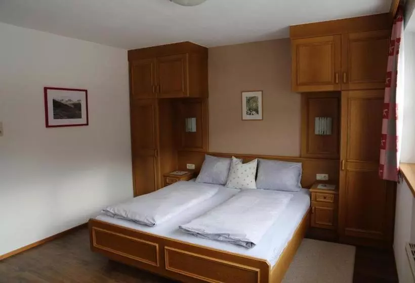 ホテル Appartement Scheiber