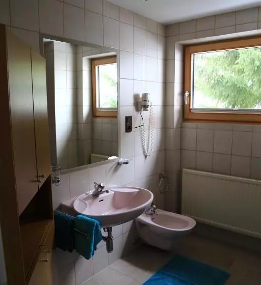 ホテル Appartement Scheiber