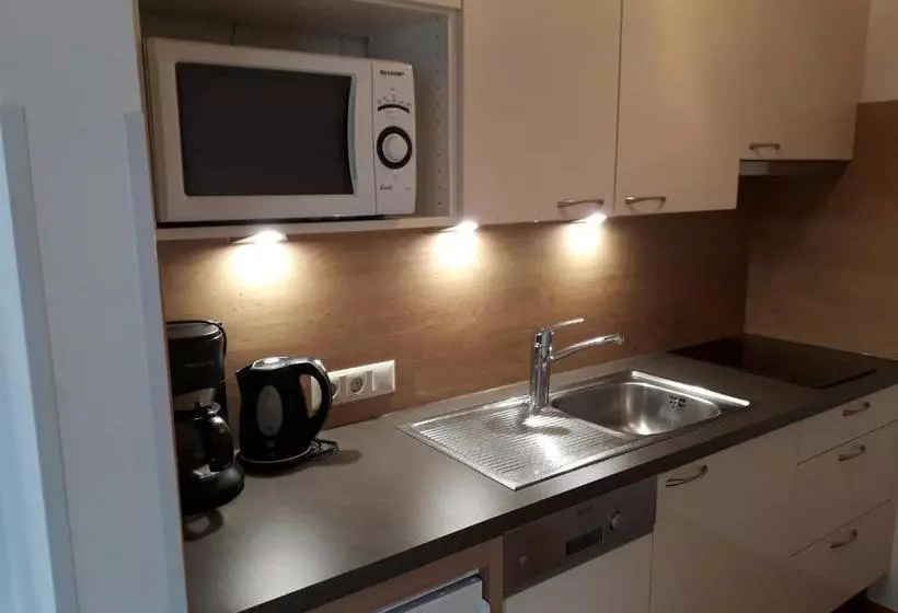 ホテル Appartements Sailer