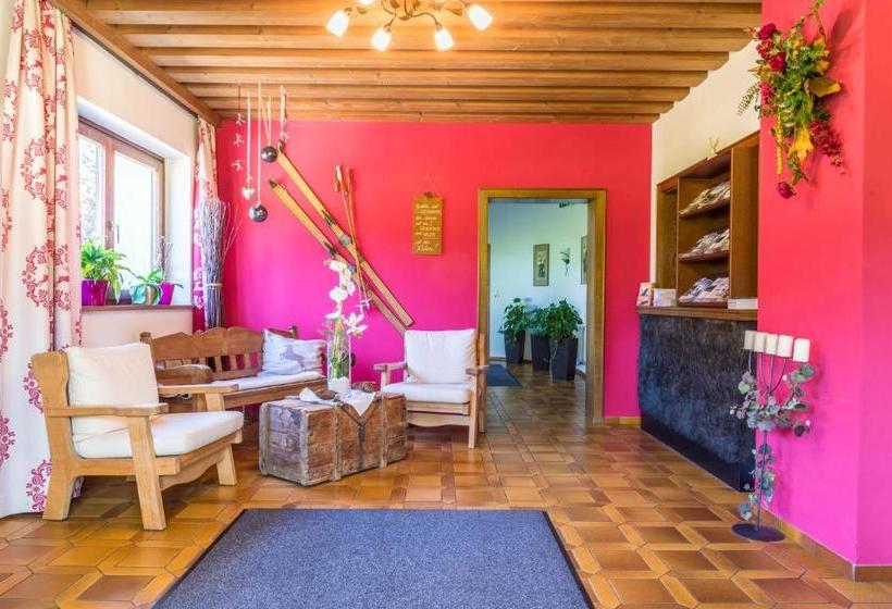 Отель Pension & Restaurant Berta Xo