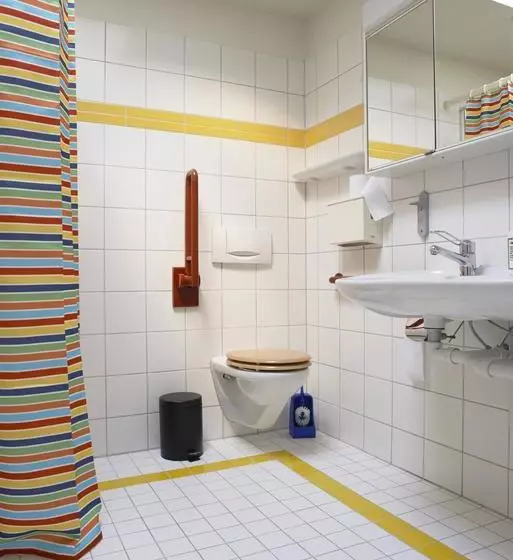 هتل Budget Hostel Zurich