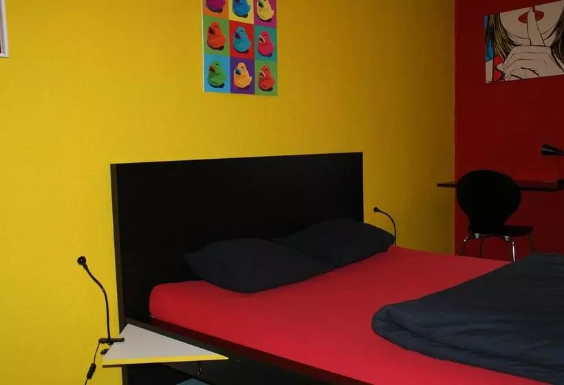 هتل Budget Hostel Zurich