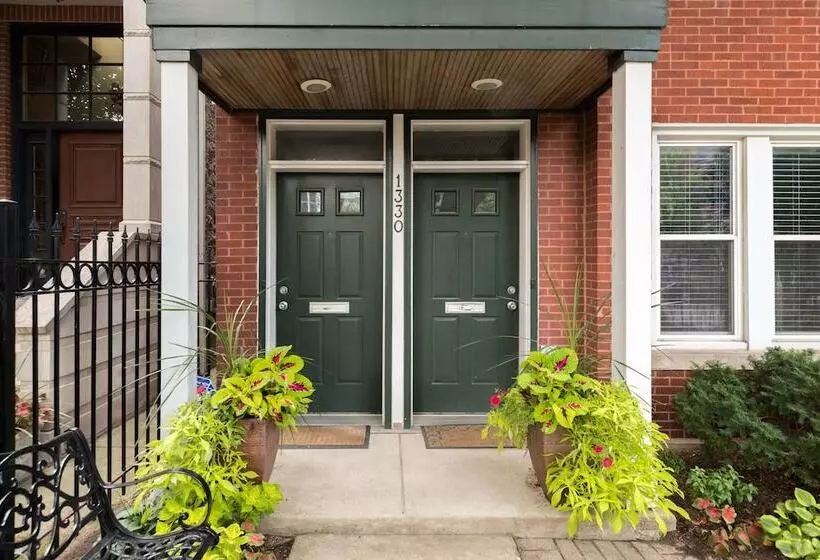 ホテル Chicago Guest House On Henderson Street