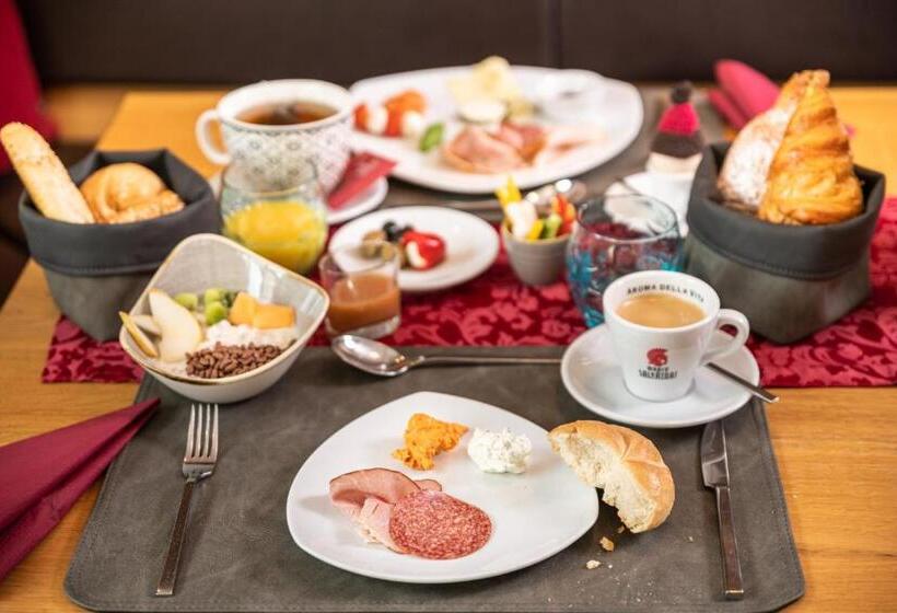 ホテル Der Winklhof