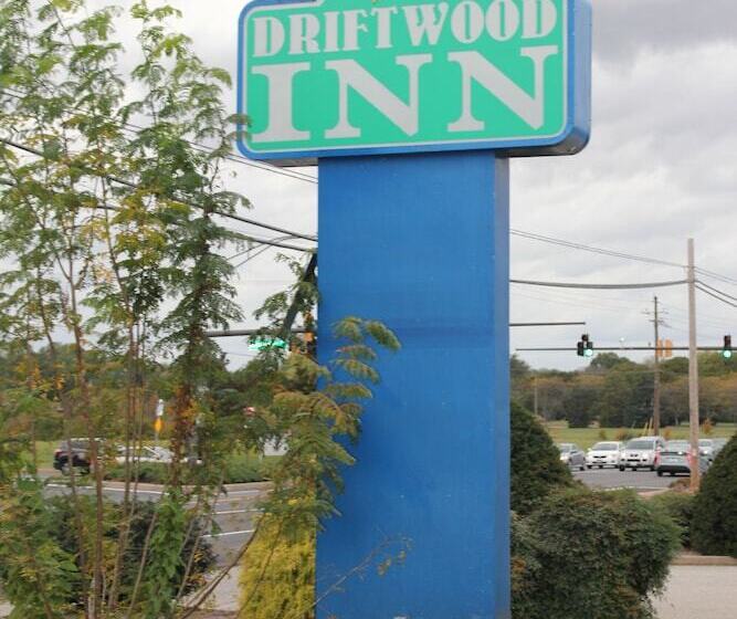 Отель Driftwood Inn
