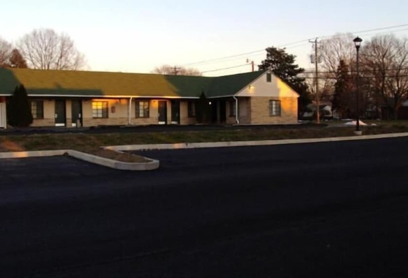 Отель Driftwood Inn